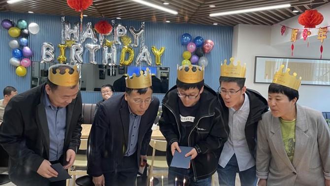 時光荏苒，成長置業(yè)相伴