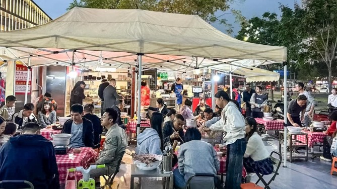 【營銷前線】成都公司2025年招商實(shí)現(xiàn)“開門紅” 簽約面積突破2400㎡