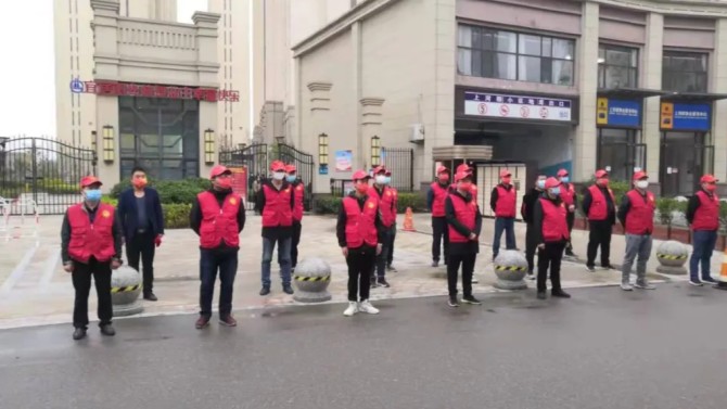 “志”在心中，“愿”在行動(dòng)--甘肅建投地產(chǎn)天水上河郡三期項(xiàng)目黨員志愿服務(wù)隊(duì)齊心抗疫 共克時(shí)艱